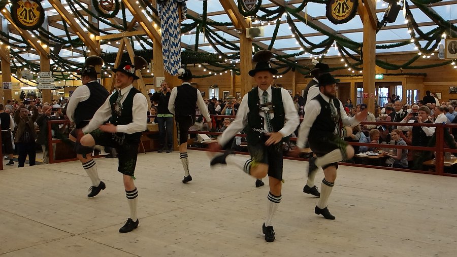 Oktoberfest 1046